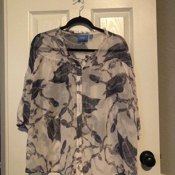 Vera Wang navy and‎ cream sheer button up 3/4 sleeve with ruffle neck collar XL - Picture 3 of 3